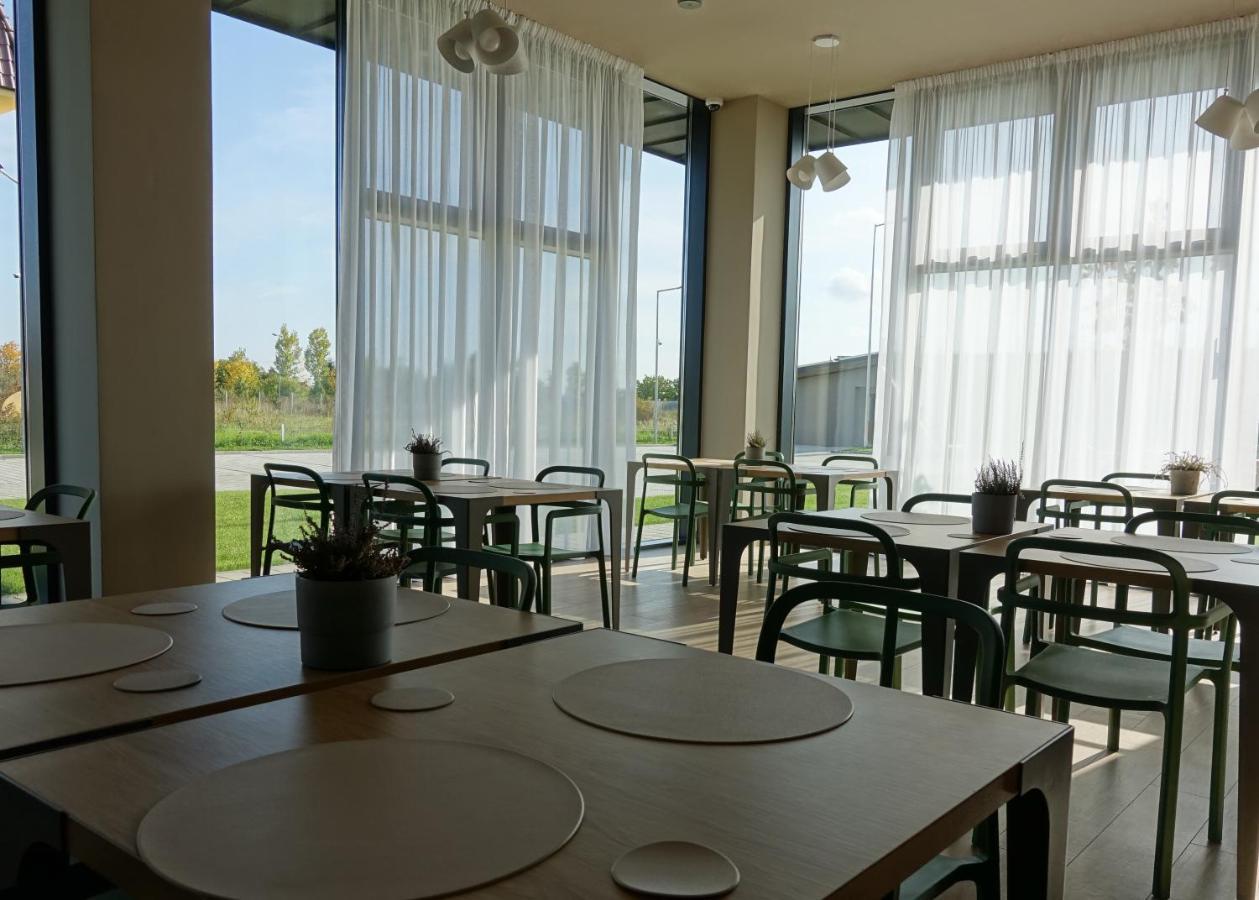 Marida Hotel Сату-Маре Экстерьер фото